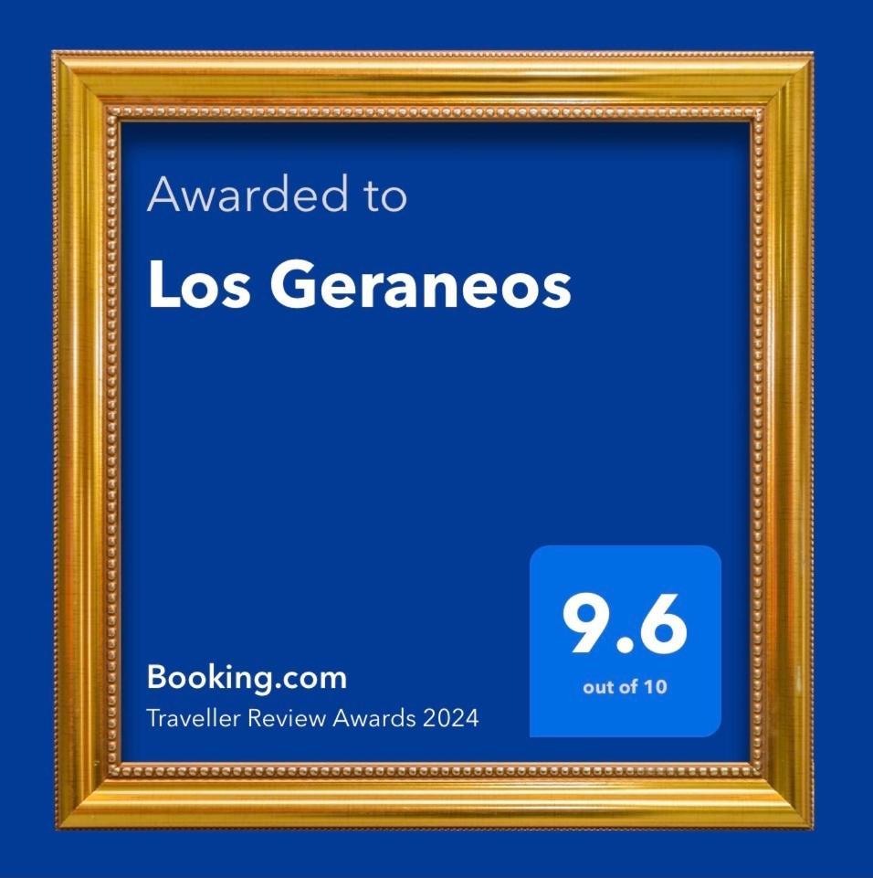 Los Geraneos Aguilas Exterior photo